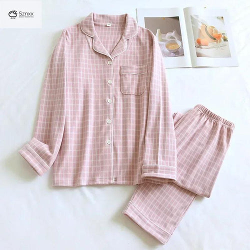 Cozy Checkered Couple’s Loungewear For Cold Seasons