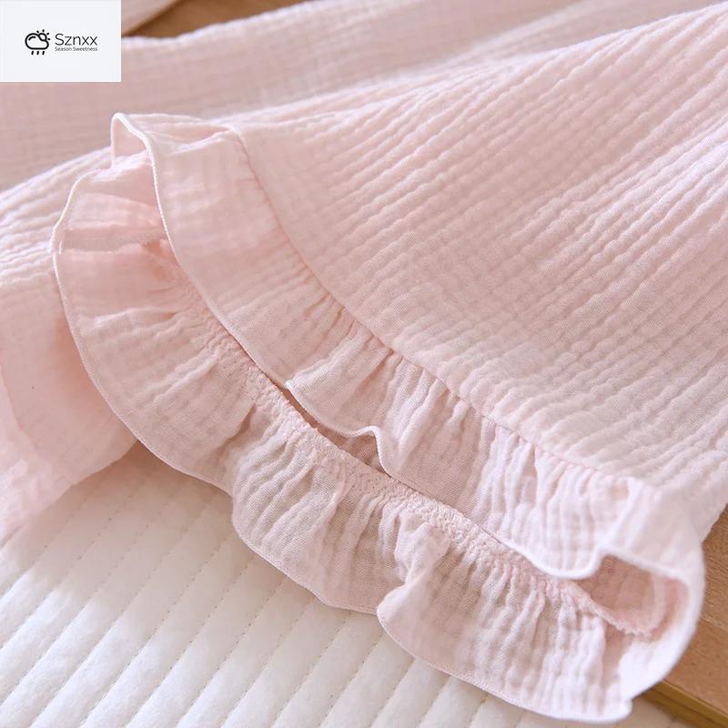 Embroidered Cotton Crepe Short-sleeve Capris Pajama Set